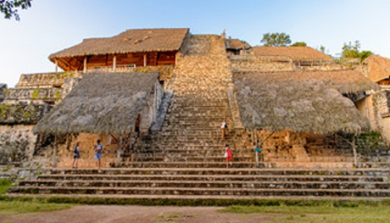 Chichen Itza Cenote Ik Kil-EK Balam